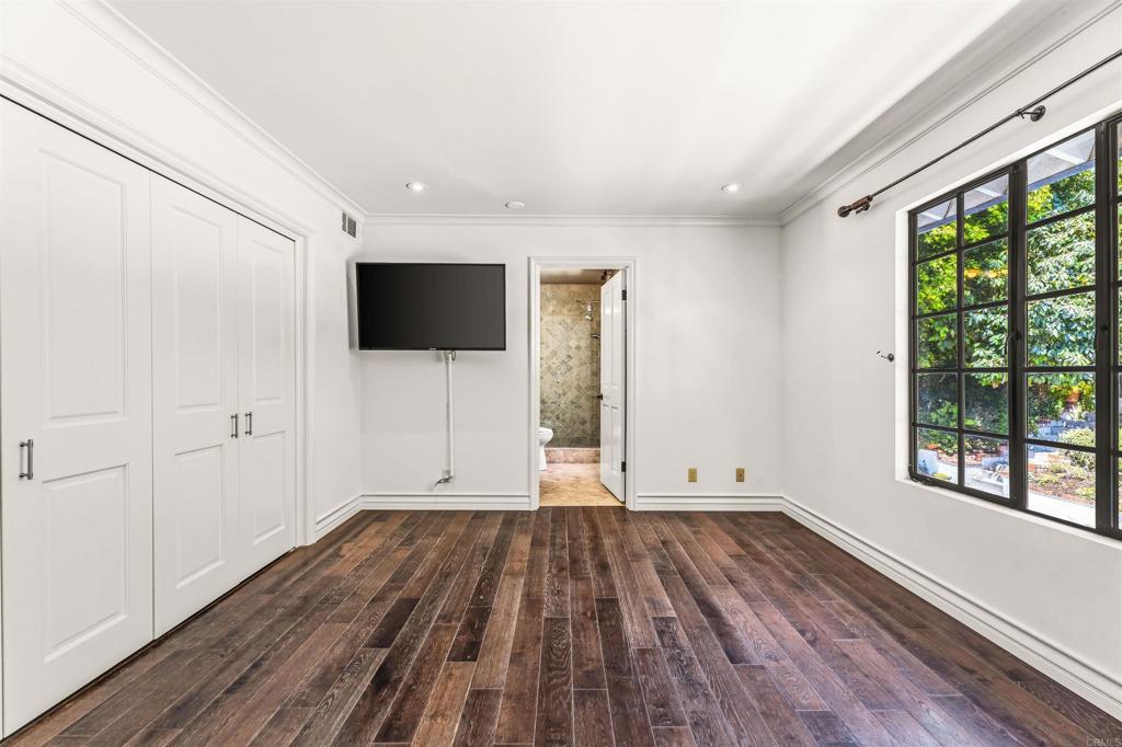1060 Chantilly Road Los Angeles, CA 90077 - Photo 47 of 72 Gallery Image 47