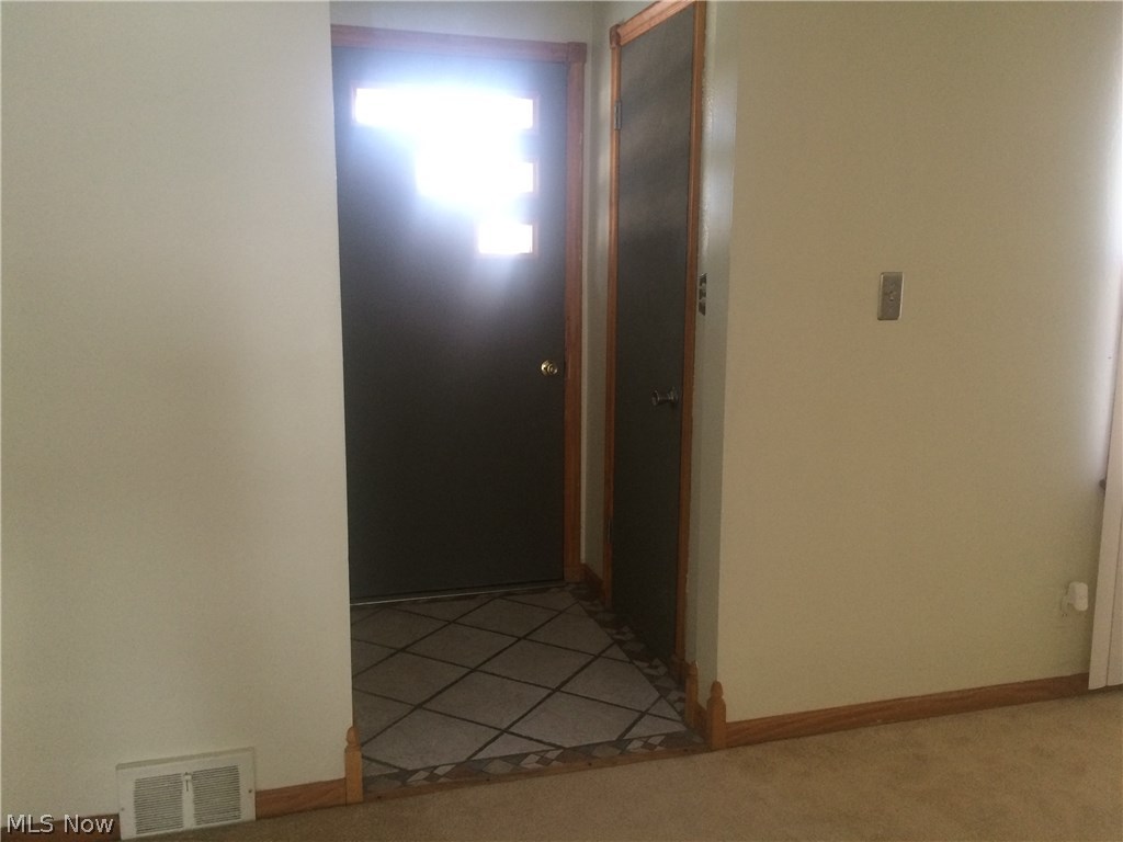 31314 Wellner Road Willowick, OH 44095 - Photo 11 of 25