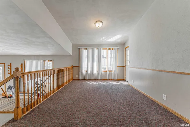 $189,900 | 330 Water Street, Lincoln, IL 62656