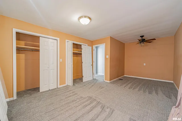 $189,900 | 330 Water Street, Lincoln, IL 62656