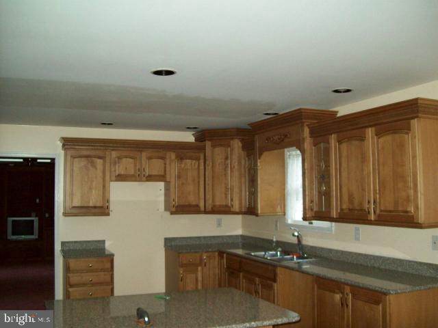 6328 South Point Road Berlin, MD 21811 - Photo 3 of 6 Gallery Image 3