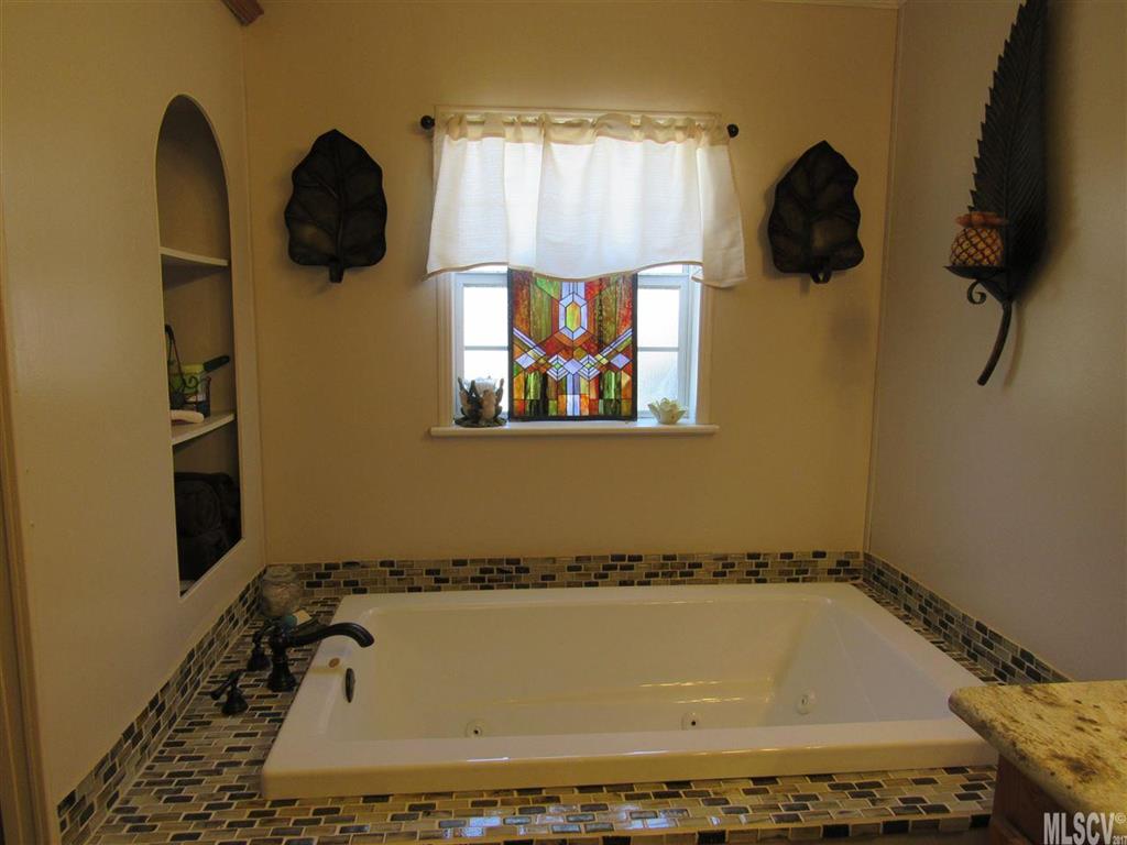 429 Dick Watson Road Deep Gap, NC 28618 - Photo 4 of 25