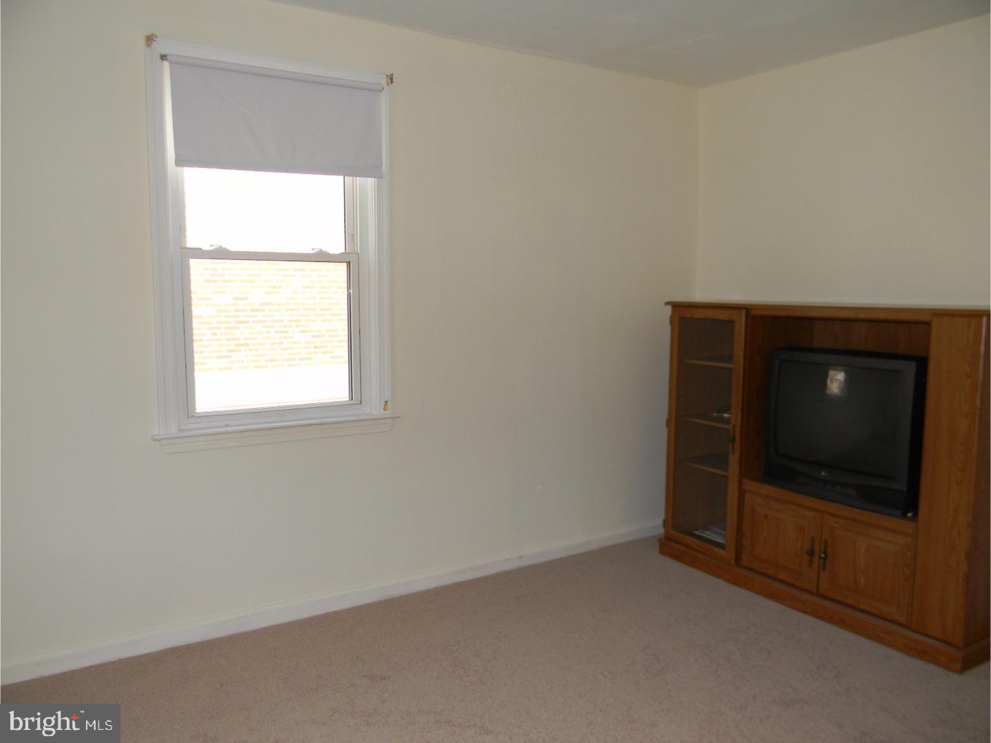 41 South Malin Road Broomall, PA 19008 - Photo 7 of 14 Gallery Image 7