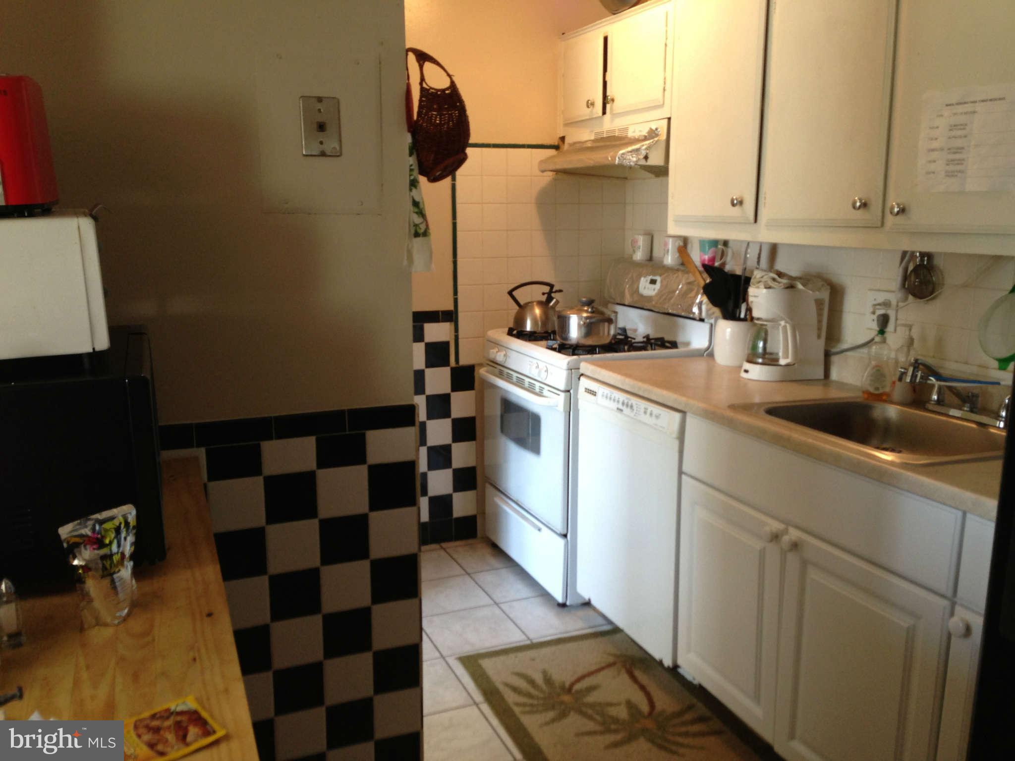 3844 Bel Pre Road, Unit 3153 Silver Spring, MD 20906 - Photo 12 of 25 Kitchen