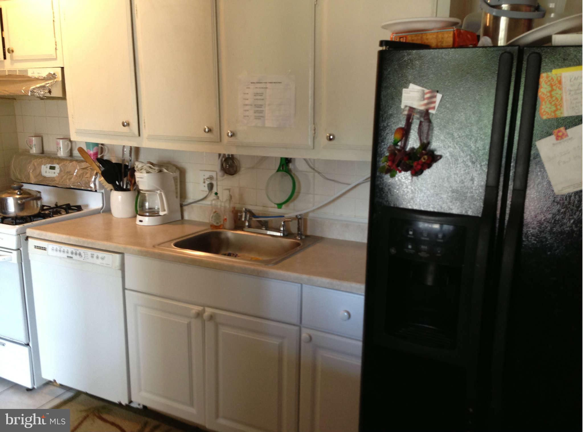 3844 Bel Pre Road, Unit 3153 Silver Spring, MD 20906 - Photo 9 of 25 Kitchen