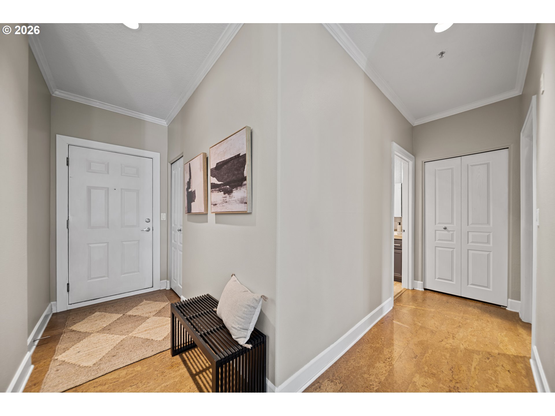 614 South Nevada Street, Unit B Portland, OR 97219 - Photo 6 of 29 a view interior of the house