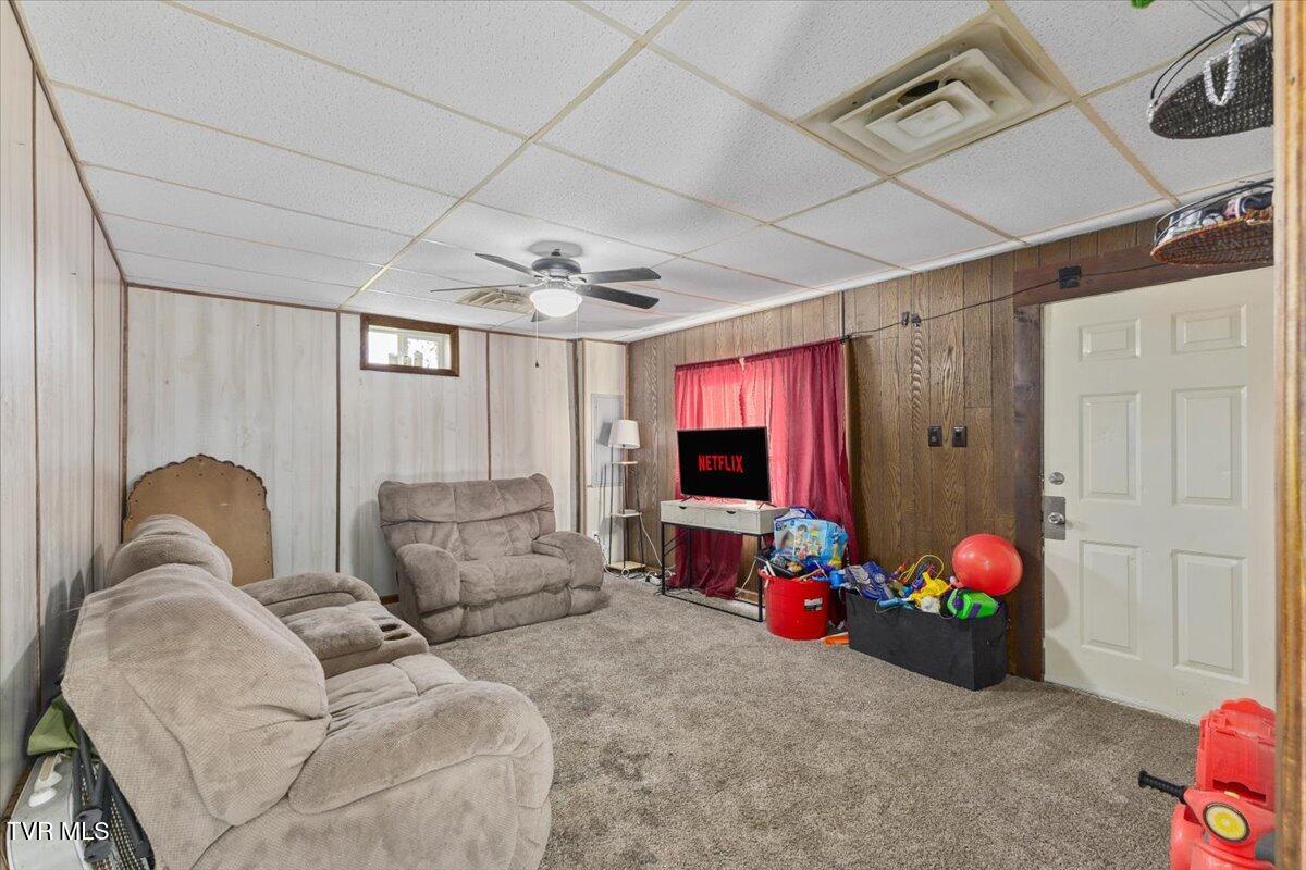 1104 Rittertown Road Hampton, TN 37658 - Photo 14 of 34 30-128A6671