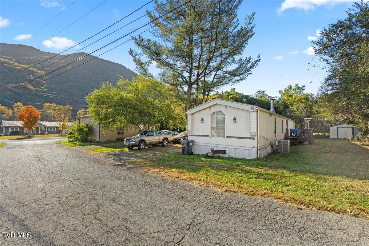 1104 Rittertown Road Hampton, TN 37658 - Photo 17 of 34 24-128A6700