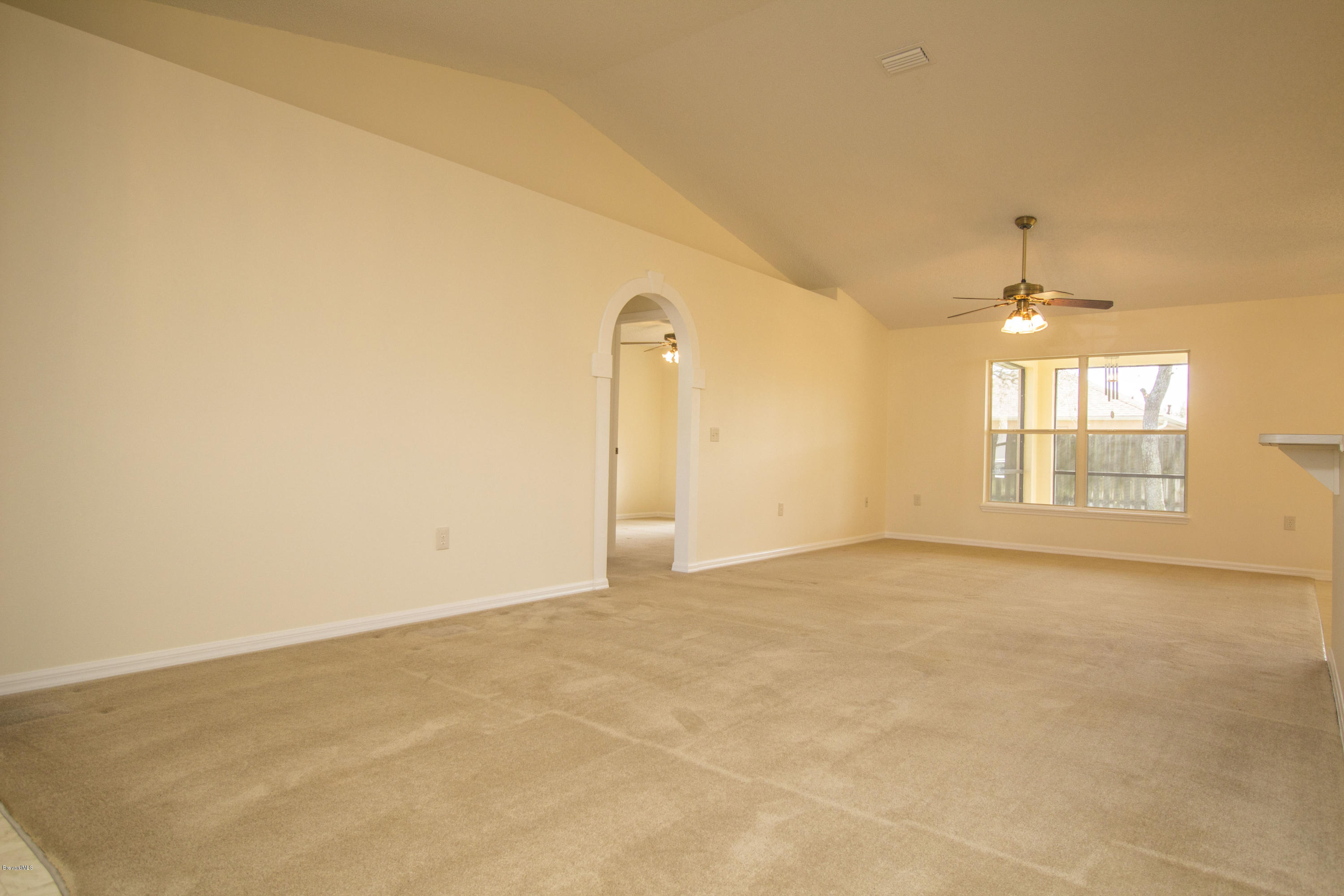 2355 Shady Oak Road Melbourne, FL 32935 - Photo 4 of 25 IMG_1219