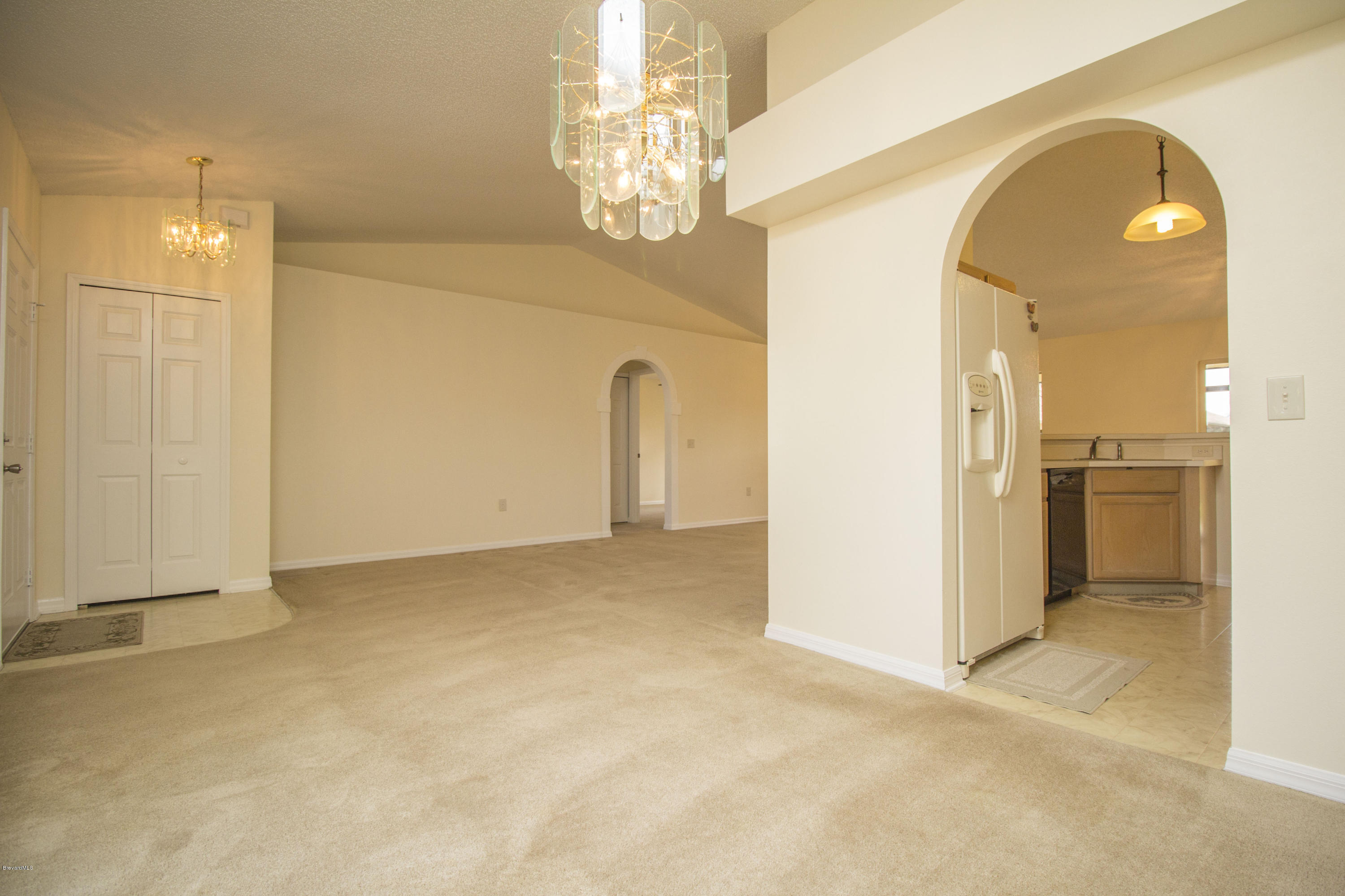 2355 Shady Oak Road Melbourne, FL 32935 - Photo 5 of 25 IMG_1222