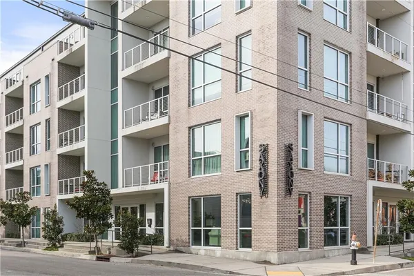 $2,300 | 900 Bartholomew Street, Unit 316, New Orleans, LA 70117