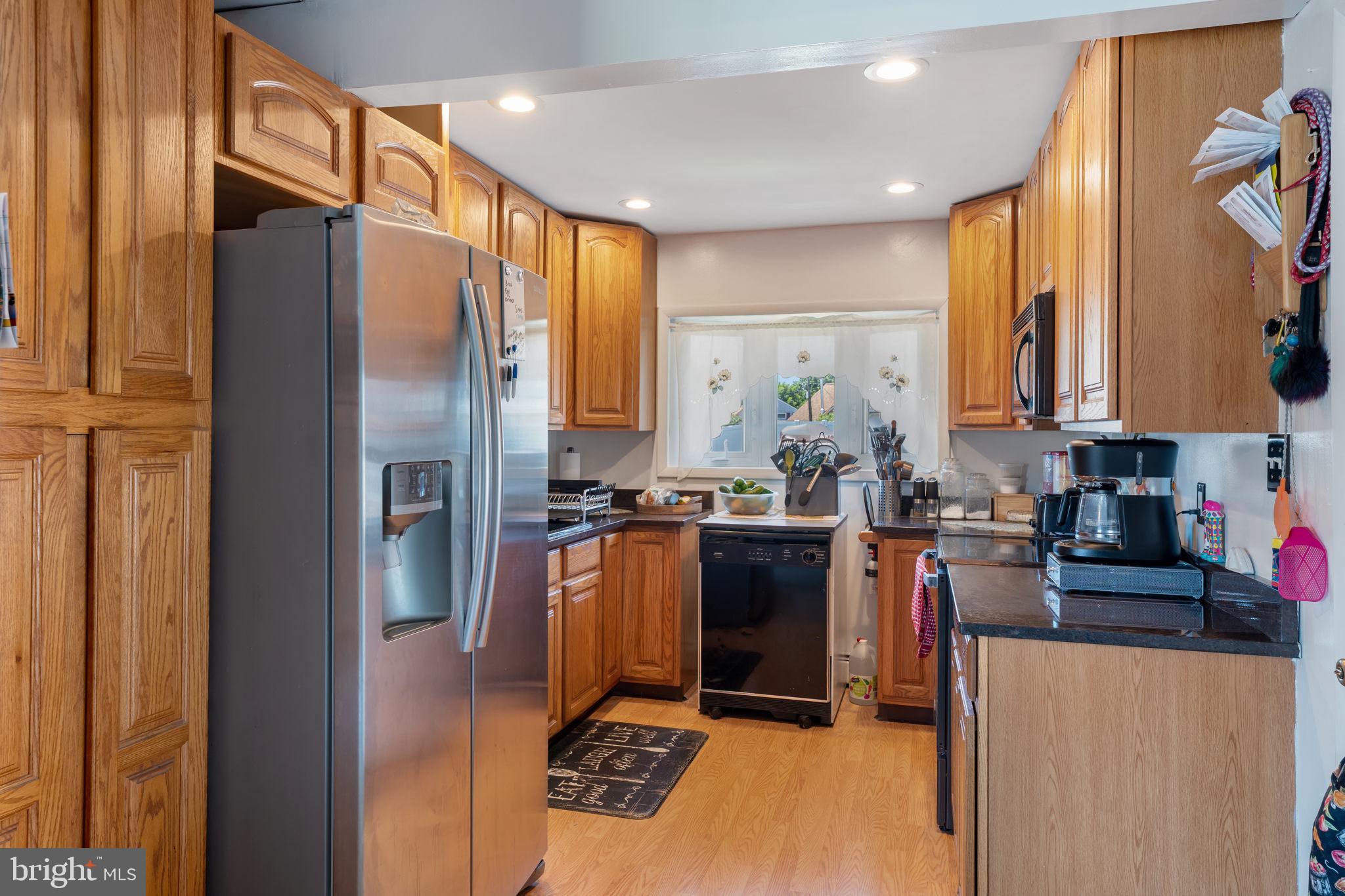 3 Goodrock Road Levittown, PA 19057 - Photo 8 of 29
