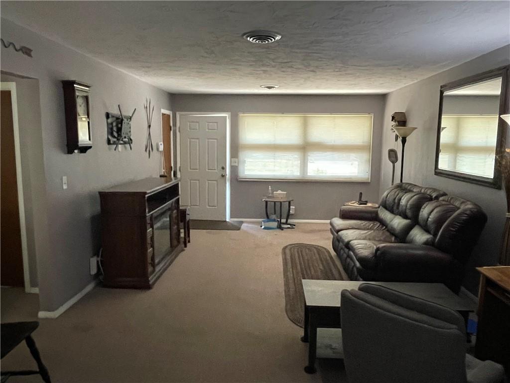2528 Sassafras Drive Anderson, IN 46012 - Photo 6 of 19