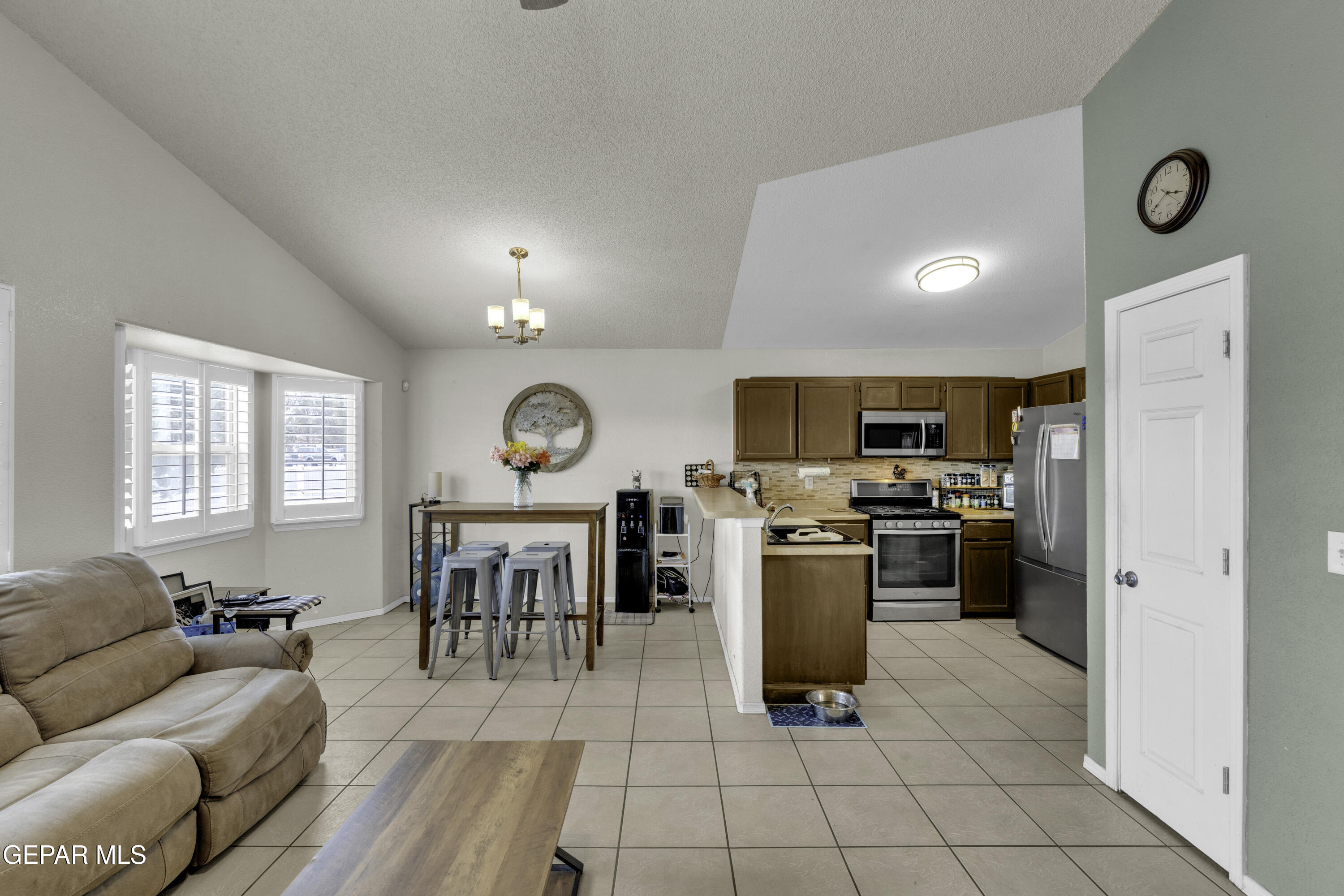 11701 Flor Del Rio Street Socorro, TX 79927 - Photo 13 of 50 5 (1)