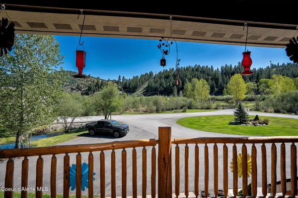 $355,500 | 1 Elsie Peak Court, Unit B1 BLDG B, Pinehurst, ID 83850