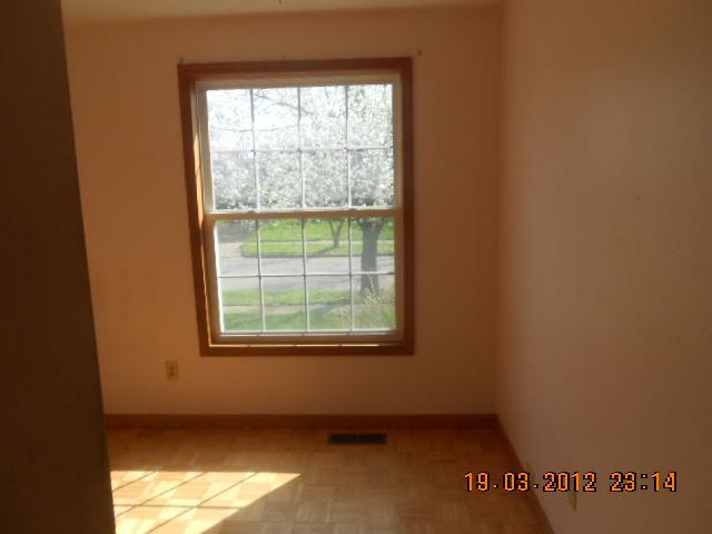 3021 Osgood Road West Columbus, OH 43232 - Photo 7 of 13 Gallery Image 7