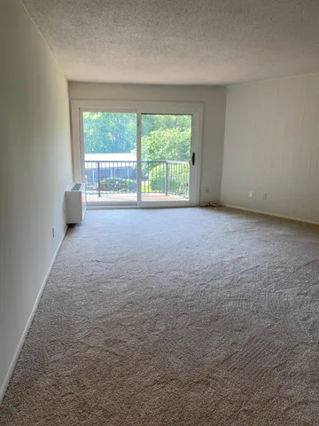 $89,000 | 10113 West 34th Street, Unit 335, Minnetonka, MN 55305