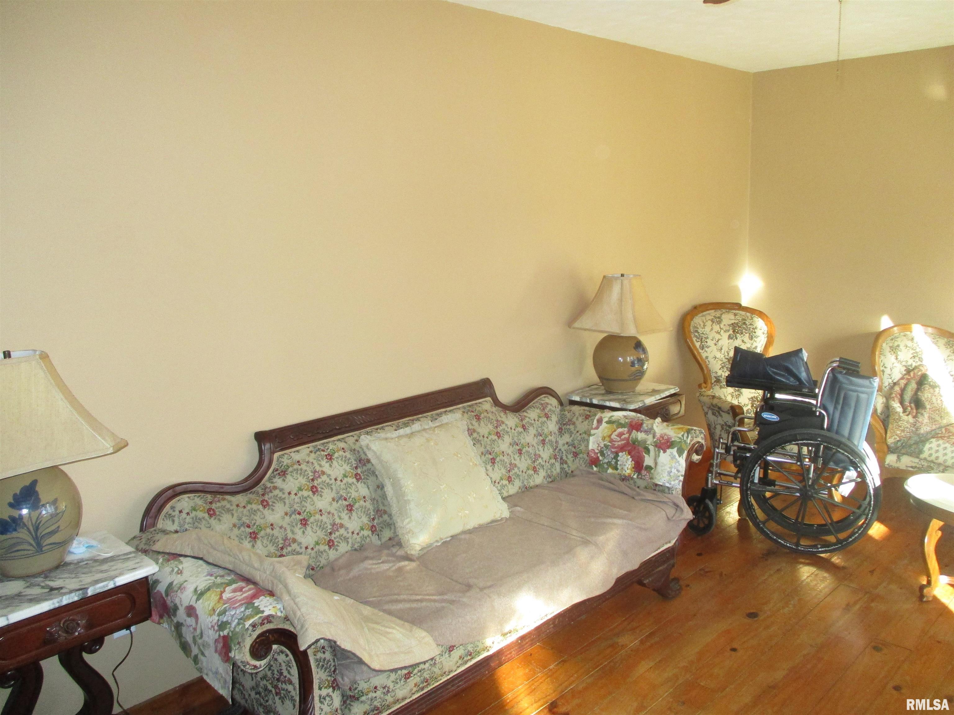 21801 Shawneetown Road Thompsonville, IL 62890 - Photo 23 of 23 Gallery Image 23