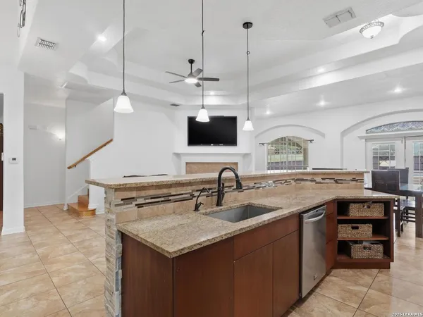 $730,000 | 603 Sunshine Meadow, Adkins, TX 78101