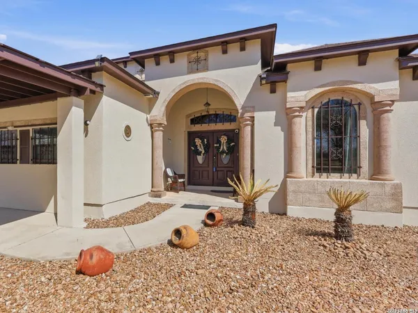 $730,000 | 603 Sunshine Meadow, Adkins, TX 78101