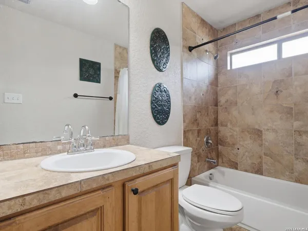 $730,000 | 603 Sunshine Meadow, Adkins, TX 78101