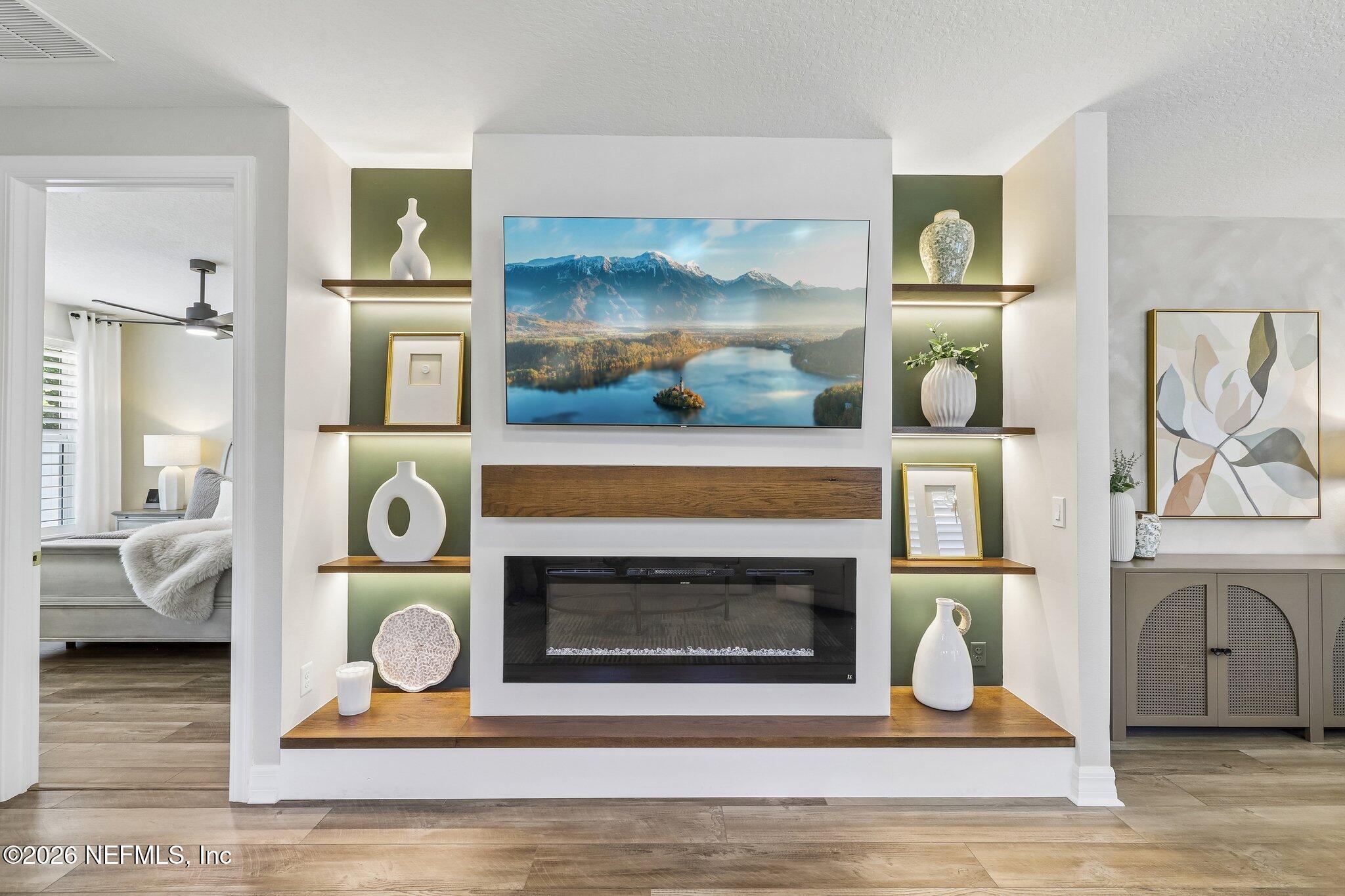 107 Oyster Shell Terrace Ponte Vedra, FL 32081 - Photo 7 of 34 BUILT IN FIREPLACE