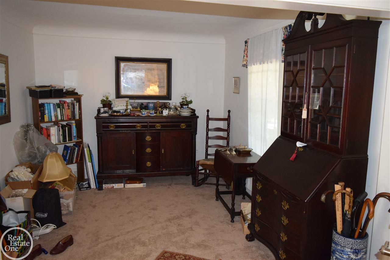 114 Muir Road Grosse Pointe Farms, MI 48236 - Photo 19 of 23