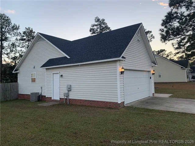 $1,550 | 1549 Clan Campbell Drive, Raeford, NC 28376