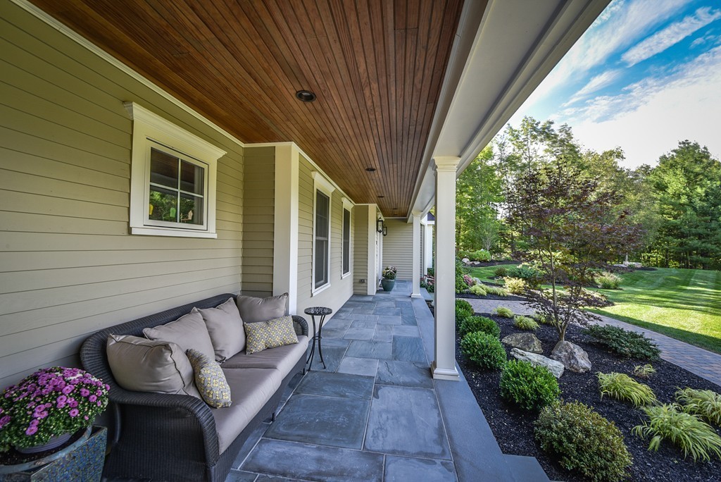 70 Farm Road Sherborn, MA 01770 - Photo 4 of 30 Gallery Image 4