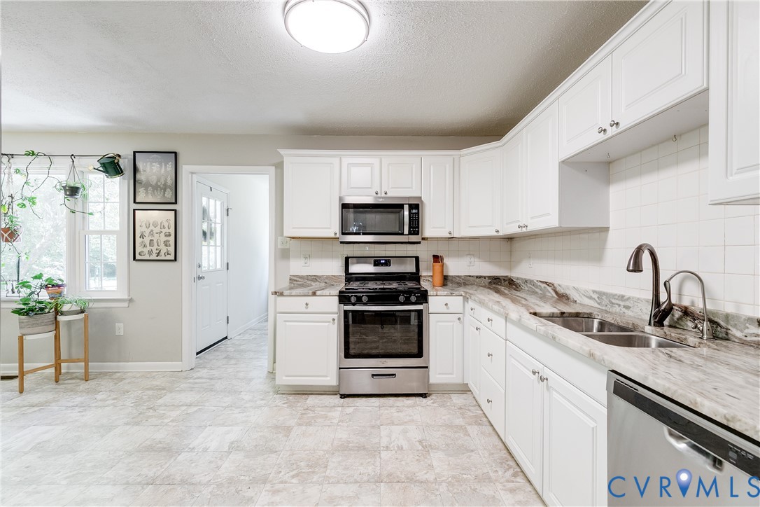 3912 Rosedale Avenue Richmond, VA 23227 - Photo 5 of 13