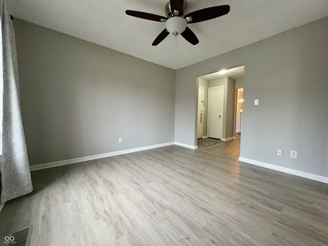 $199,900 | 586 Hunters Drive, Unit B, Carmel, IN 46032