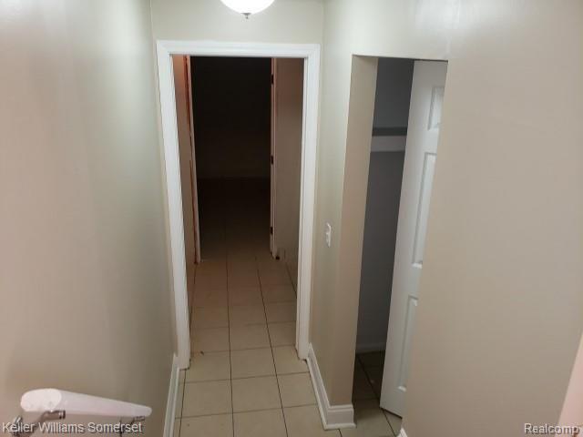 2104 Highfield Road Waterford, MI 48329 - Photo 28 of 45 20190919_100134 (Small).jpg