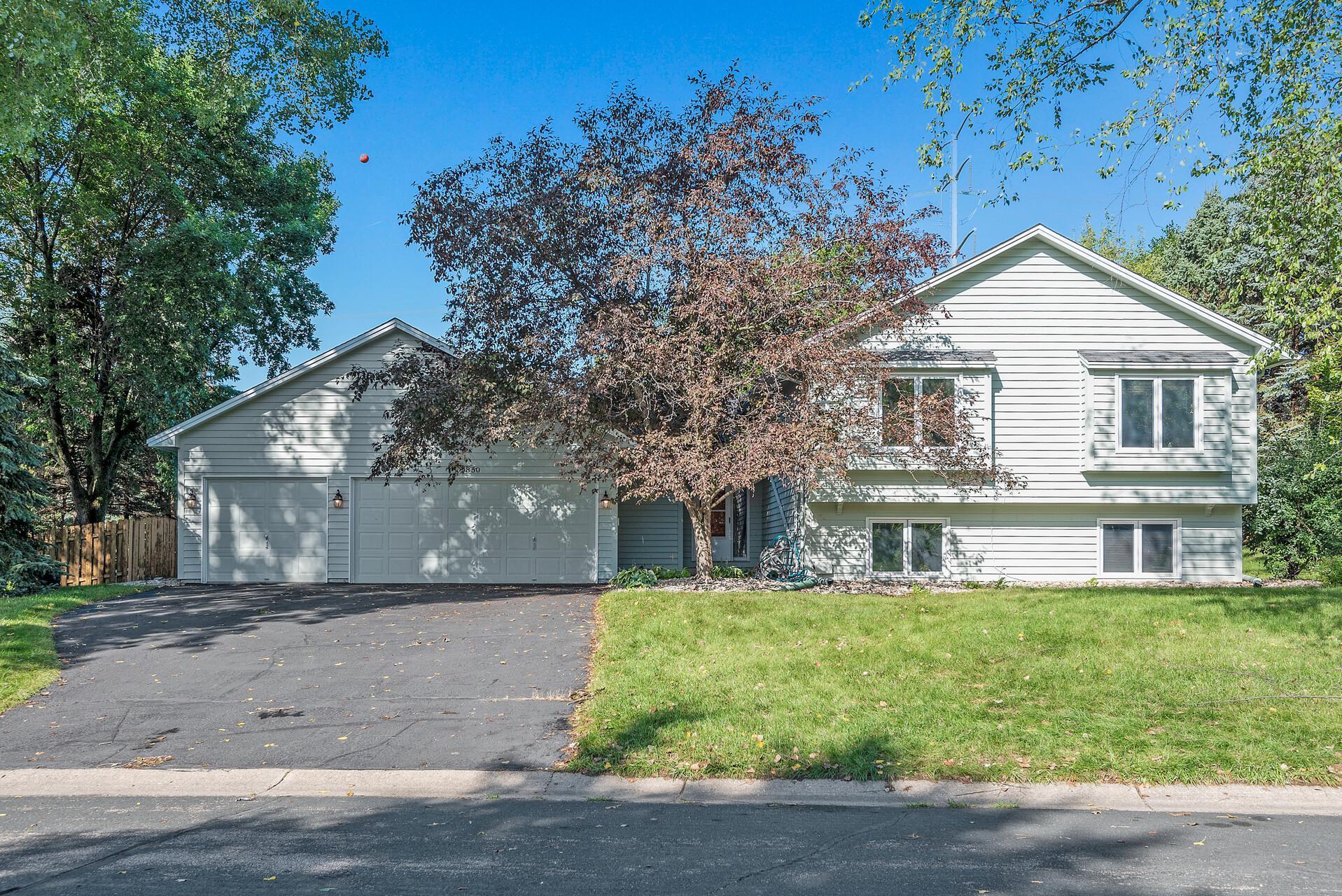9850 Laguna Circle Eden Prairie, MN 55347 - Photo 1 of 1