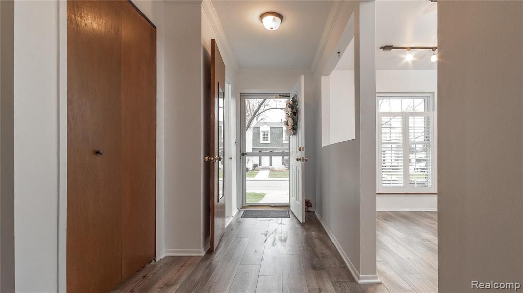 128 Manor Way Rochester Hills, MI 48309 - Photo 8 of 31
