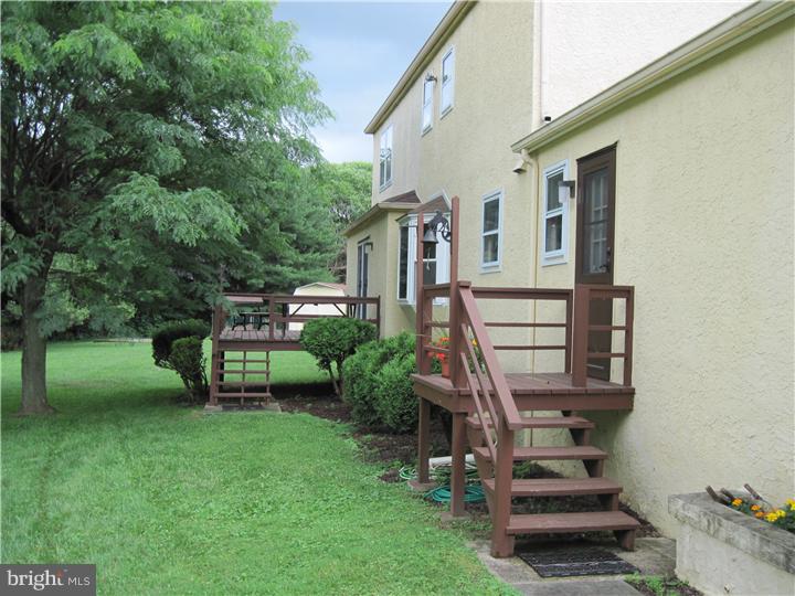 17 Nice Road Thornton, PA 19373 - Photo 3 of 11 Gallery Image 3