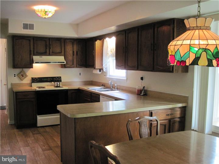 17 Nice Road Thornton, PA 19373 - Photo 5 of 11 Gallery Image 5