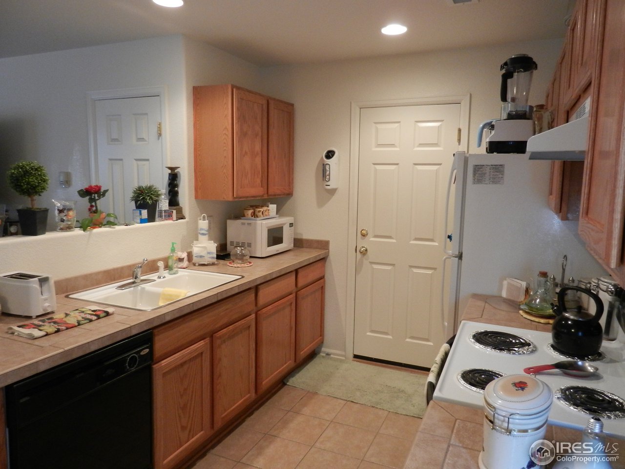 10676 Upper Ridge Road Longmont, CO 80504 - Photo 3 of 10 Gallery Image 3