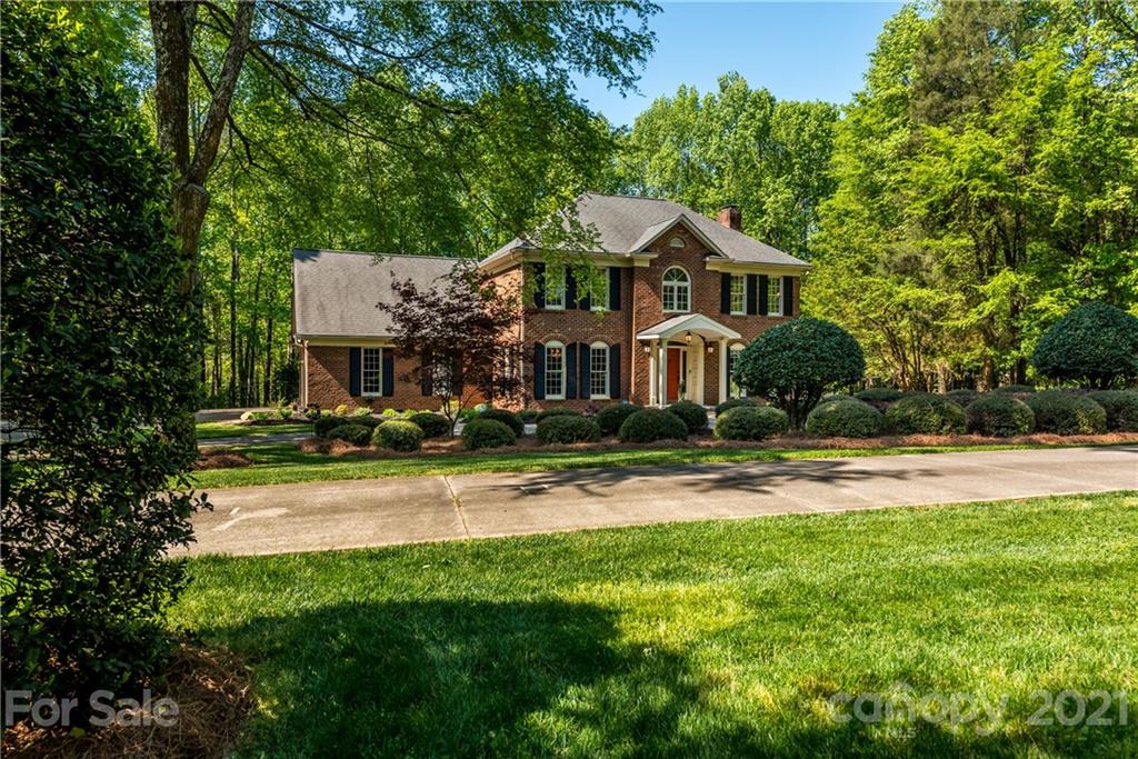 9415 Hood Road Charlotte, NC 28215 - Photo 1 of 48 Gallery Image 1