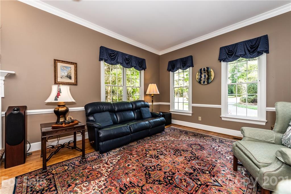 9415 Hood Road Charlotte, NC 28215 - Photo 20 of 48 Gallery Image 20