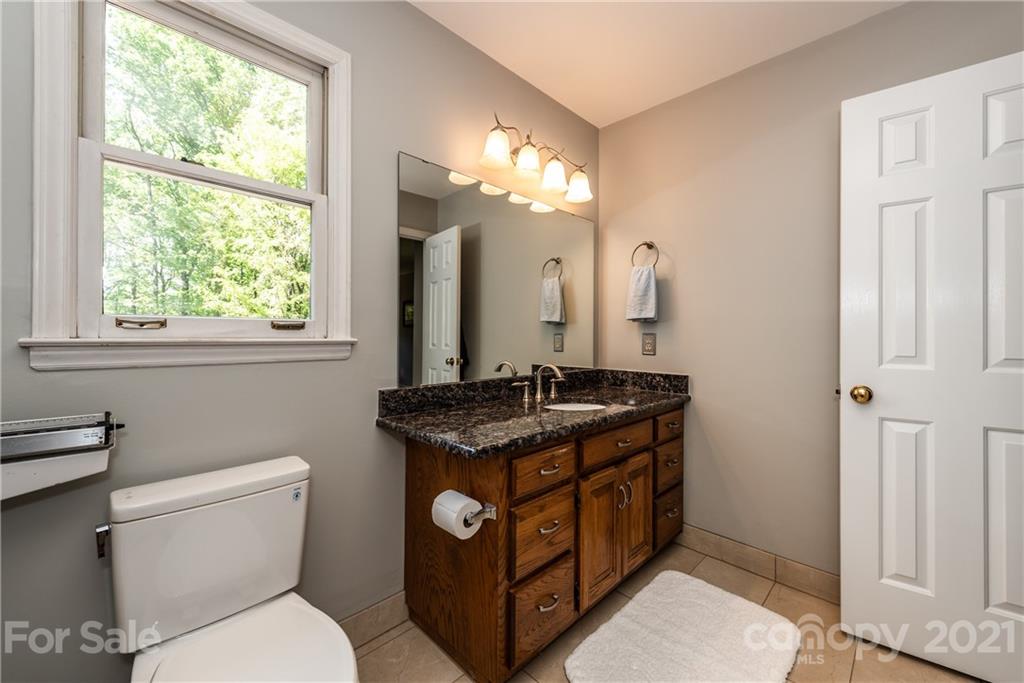 9415 Hood Road Charlotte, NC 28215 - Photo 29 of 48 Gallery Image 29