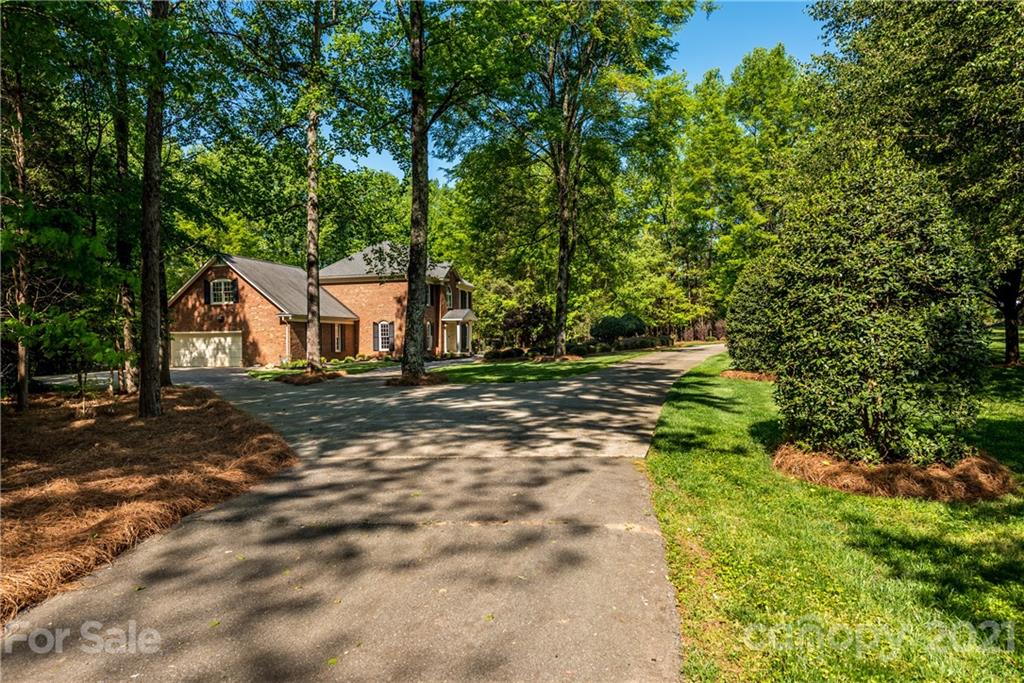 9415 Hood Road Charlotte, NC 28215 - Photo 46 of 48 Gallery Image 46