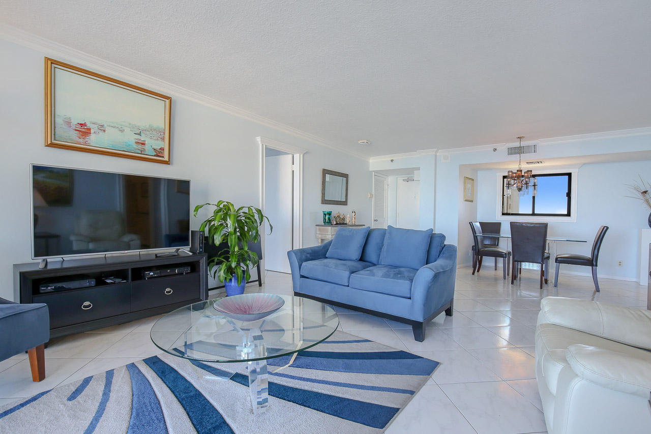 300 Ocean Trail Way, Unit 904 Jupiter, FL 33477 - Photo 4 of 21 300 Ocean Trail Way 904-print-005-23-Liv