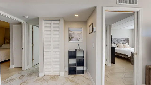 a en suite bathroom with a toilet sink and shower