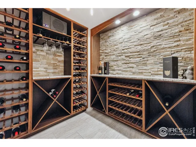 a view of an outdoor space