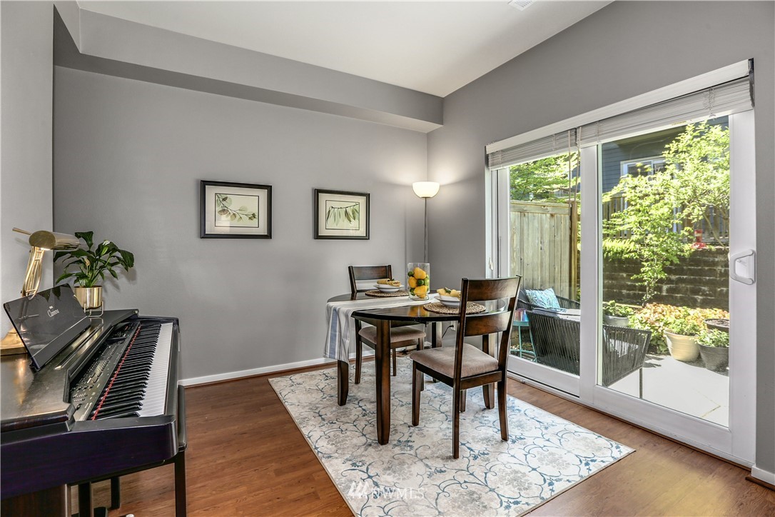 109 Cougar Ridge Road Northwest Issaquah, WA 98027 - Photo 9 of 26