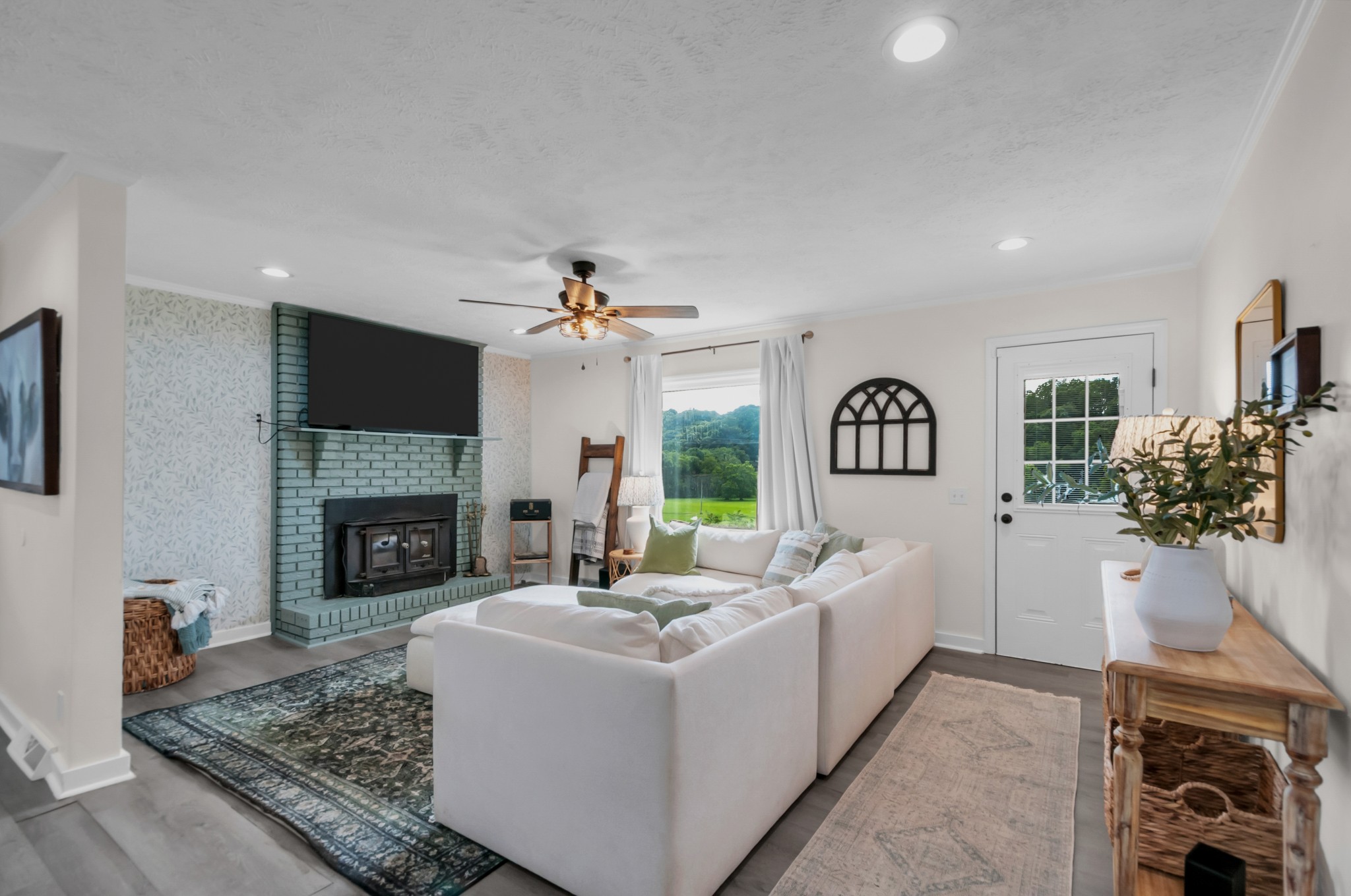 425 East Piney Road Dickson, TN 37055 - Photo 11 of 36