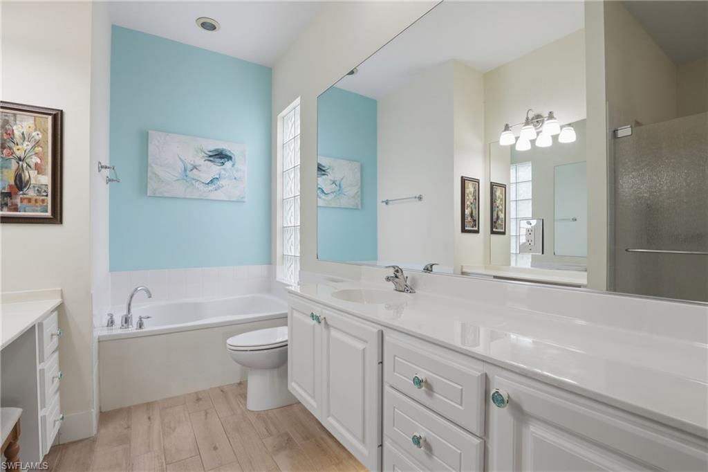 8767 Ferrara Court Naples, FL 34114 - Photo 23 of 47