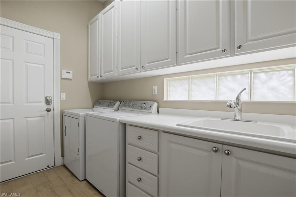 8767 Ferrara Court Naples, FL 34114 - Photo 32 of 47