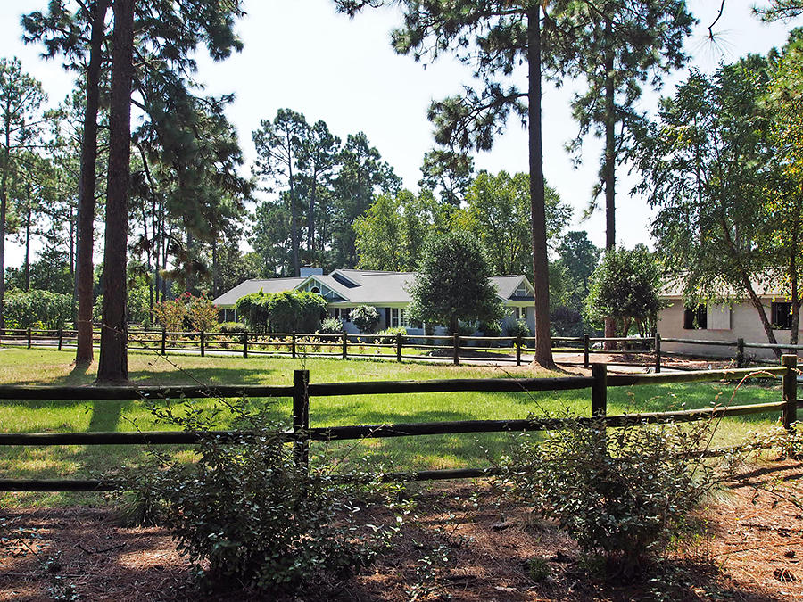 3705 Youngs Road Southern Pines, NC 28387 - Photo 7 of 36 Front Drive