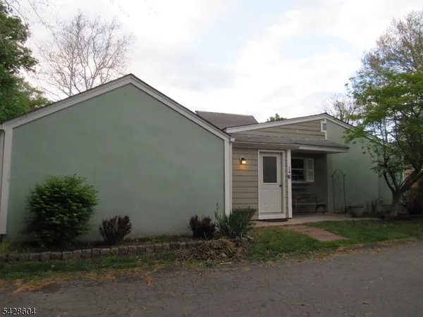 $2,495 | 1 7th Street, Frenchtown, NJ 08825